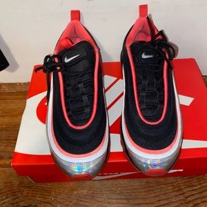 Women’s air max 97 UL 17 SE White emerald glow